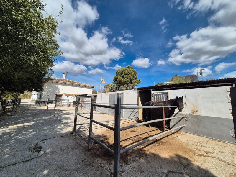 Foto 486ebb6a-de46-4e71-beff-31d9f59e8b14. Country house with fireplace heating parking in Finestrat pueblo Finestrat