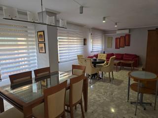 Pis  Carrer garbinet. descubre tu nuevo hogar! este amplio piso es la oportunidad per