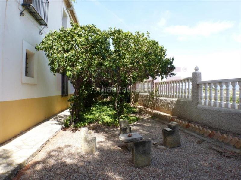 Foto ae65ced2-277e-43ec-81d5-7d3f737f6291. Wohngrundstück in Tibi