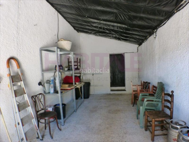 Foto a0186286-18c2-4a55-9c13-d6f195595d5e. Terreny residencial a Orxeta