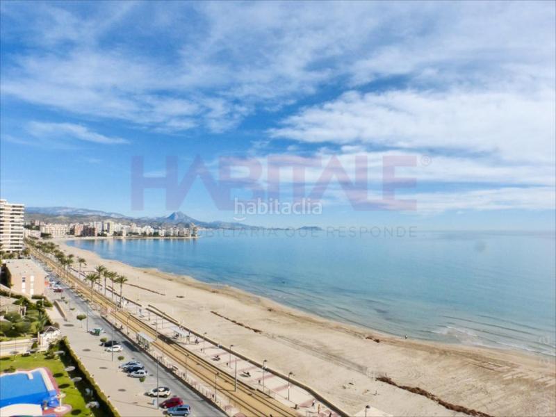 Foto 57dae96a-3cf6-4b87-bf87-994e3ad02642. Alquiler piso en jaume i el conqueridor apartamento 1 línea. Playa Muchavista campello alicante. coqueto apartamento situado frente al mar. alquiler temporal, a partir de en Campello (el)