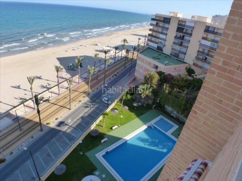 Foto cb494b89-04c3-4b93-b3e0-ef35d7d189b6. Alquiler piso en jaume i el conqueridor apartamento 1 línea. Playa Muchavista campello alicante. coqueto apartamento situado frente al mar. alquiler temporal, a partir de en Campello (el)