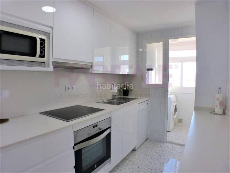 Foto 8be75928-5085-4bc8-b8aa-071a188a7c6b. Rent flat in jaume i el conqueridor in Playa Muchavista Campello (el)