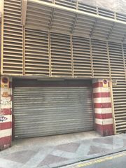 Aparcament cotxe a Barrio del Centro. Centro junto plaza gabriel miro, plaza de garaje en edificio exc