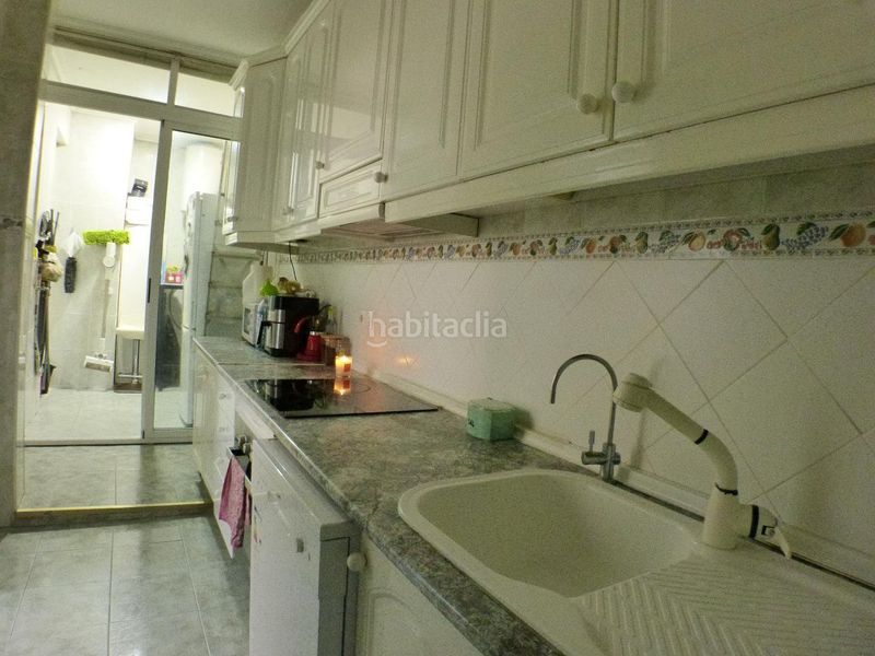 Foto f453bb0a-62ca-4c27-a801-4edfc2422623. Pis a Barrio del Centro Alicante