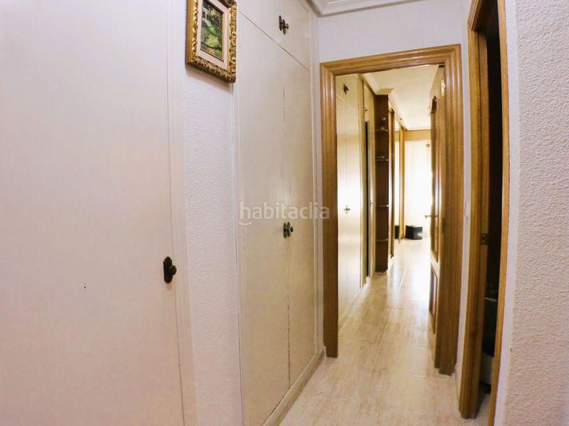 Foto 420ab9e6-f2ce-49aa-bc3a-1e7ec937559b. Apartament a Carolinas Altas Alicante