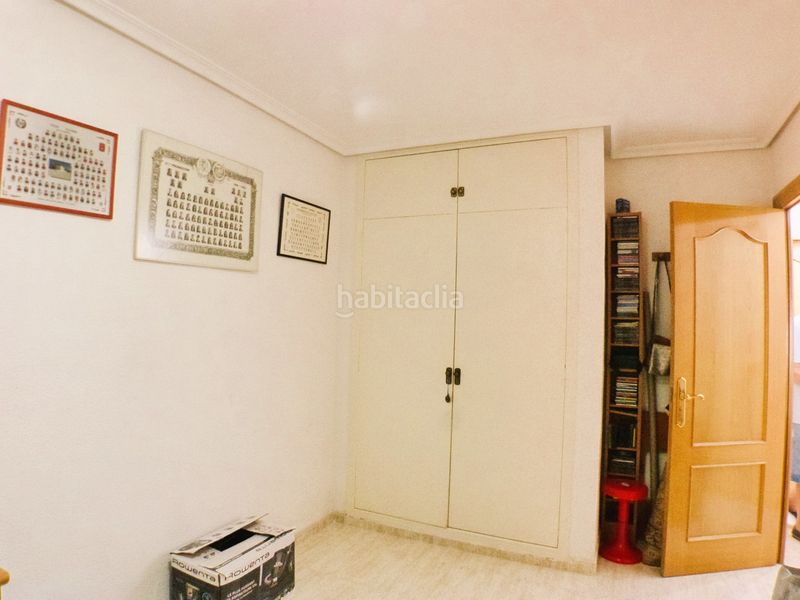 Foto bd1ed07a-b57f-4767-9722-1b57e2bc441a. Apartament a Carolinas Altas Alicante