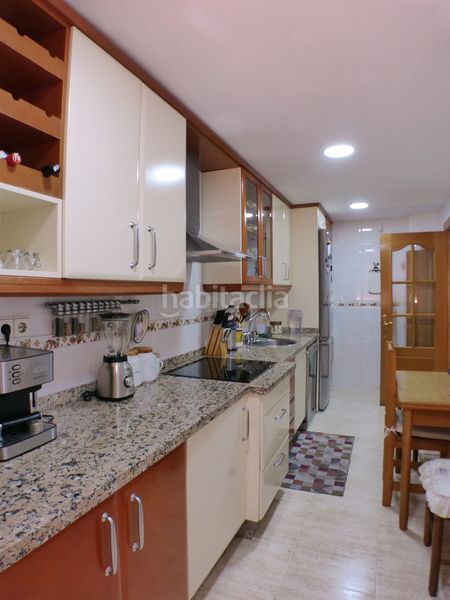 Foto c23b4329-151c-4d03-a498-d118ddeeb7d2. Apartament a Carolinas Altas Alicante