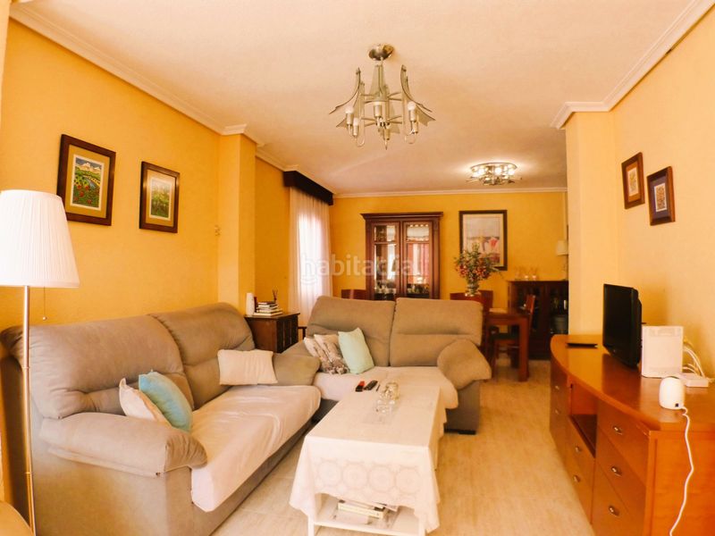 Foto d43857b1-e9d1-492f-9f4b-da33d88ded70. Apartament a Carolinas Altas Alicante