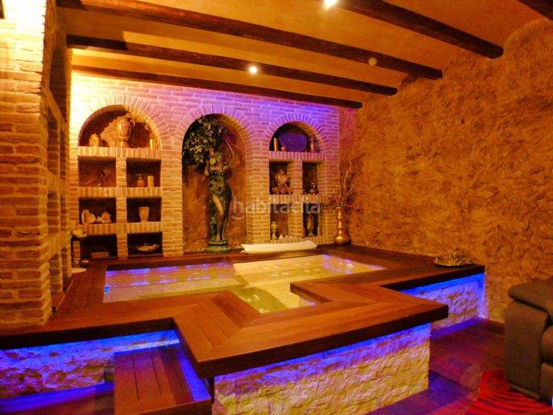 Foto 669f51ec-8b68-43c8-aee5-ab5b6c058429. Casa amb piscina a Centro Mutxamel