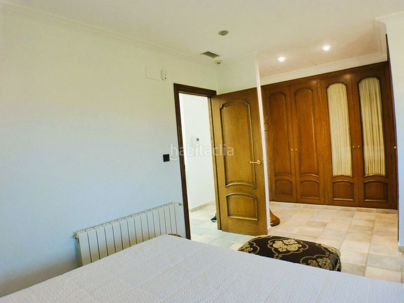 Foto a7d547fa-cd6a-4a01-9de6-5096c6dc2fcf. Casa amb piscina a Centro Mutxamel