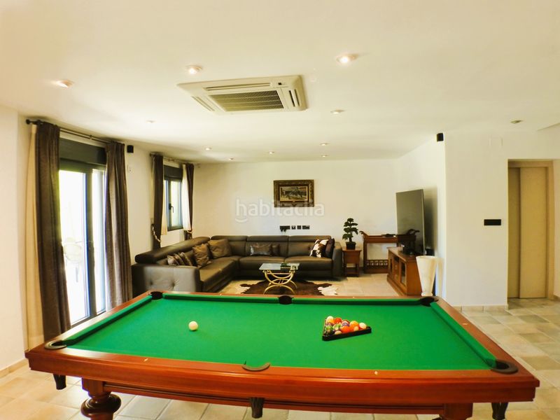 Foto cd86399e-4da1-4b52-88ae-c74677c6992b. Casa amb piscina a Centro Mutxamel