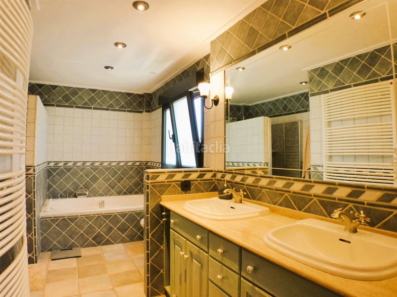 Foto cfda4748-e615-49b0-a830-74d1cd567dd4. Casa amb piscina a Centro Mutxamel