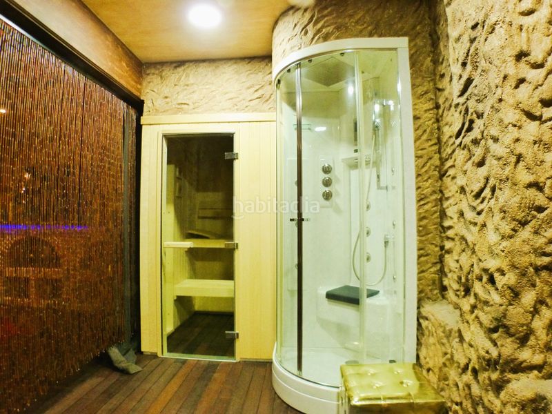 Foto f54e30ba-4e24-4c72-9a15-ec37fba70268. Casa amb piscina a Centro Mutxamel