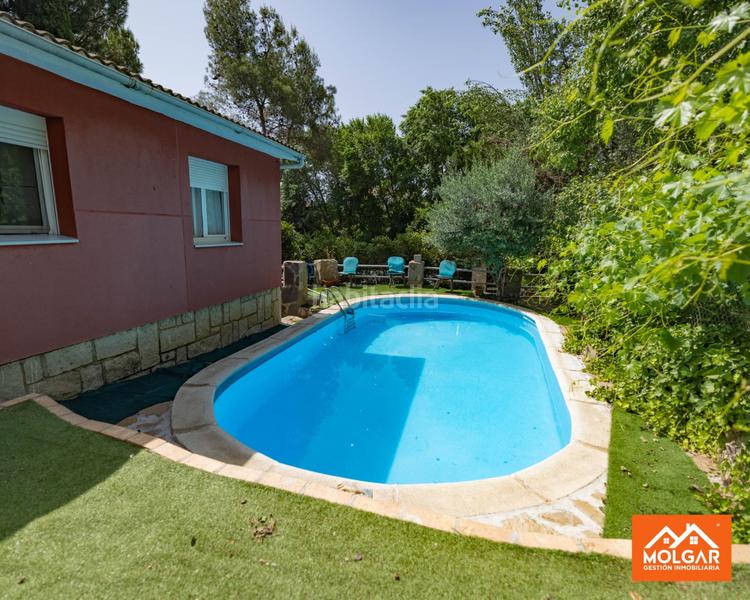 Foto 64851fe4-a0b9-48ae-80f2-a6a19c239abc. Chalet  independiente en urbanización parque de las castillas en Torrejón del Rey