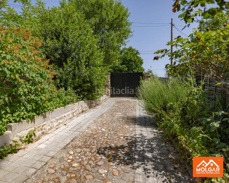 Foto a6876c1a-bdfc-46da-84fb-6af5622a5fcd. Chalet  independiente en urbanización parque de las castillas en Torrejón del Rey