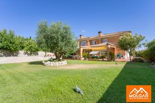 Xalet en Casar (El). Impresionante chalet en la urbanizacin los arenales!!