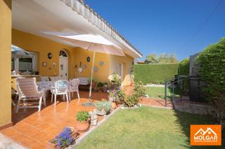 Casa  Siguenza. Chalet independiente en el casar