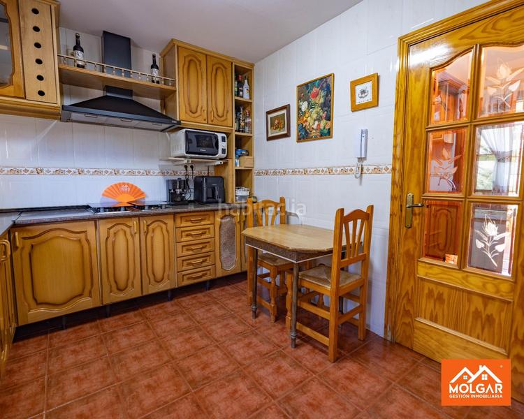 Foto 28b0d664-93e9-4d51-8cb0-7fd496c3a873. Chalet espectacular chalet en urb. valdelosllanos el casar en Casar (El)