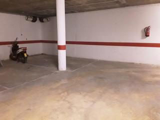 Autoparkplatz in Els Grecs-Mas Oliva. Parking en subterrneo  mas oliva  roses