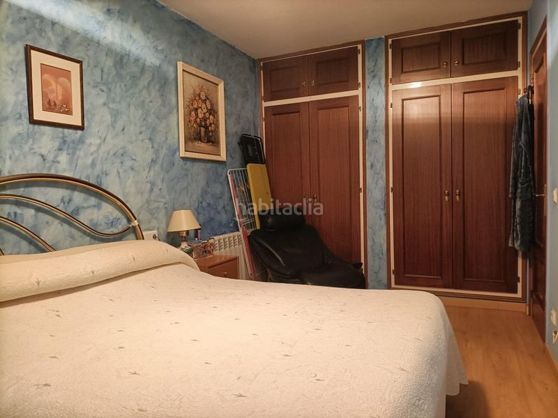 Foto acfb01cd-82d8-4cbc-ba39-ca44d8dd6df9. Pis a Centre Roses