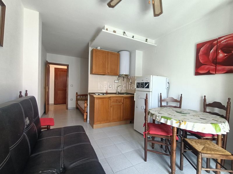 Foto 009f4bb3-7307-4f3a-ba96-d0d7a211c5e8. Studio dans Centre Roses