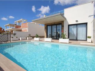 Chalet  N/a. Nuevas villas en ubicación de lujo