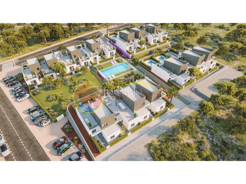 Foto b552dd20-f32e-4301-983e-f578d8e055ed. Casa amb piscina a Baños y Mendigo Murcia