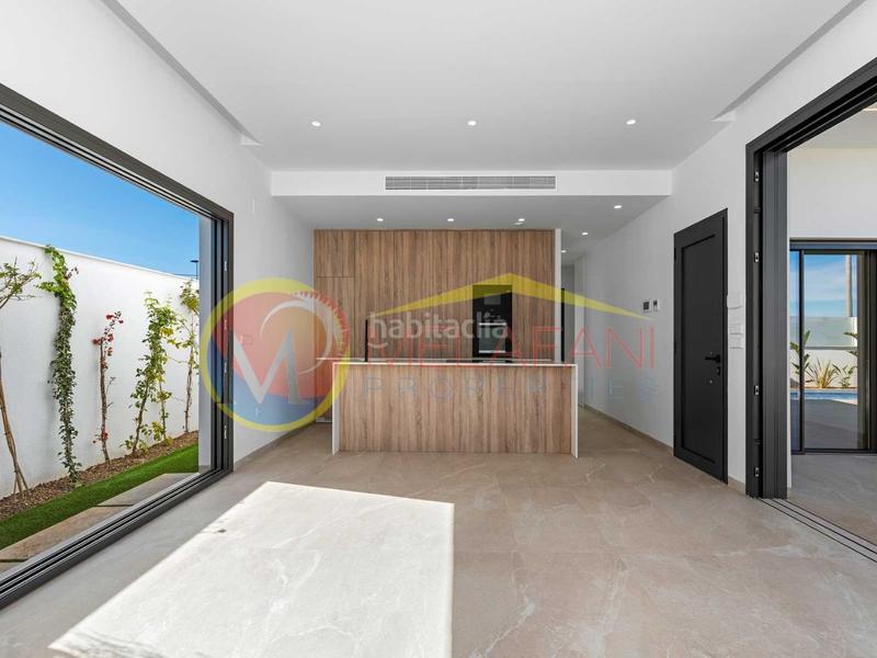 Foto 52b93d3a-f3d0-4271-b97f-469229688ac5. Chalet mit parking pool in Santiago de La Ribera San Javier