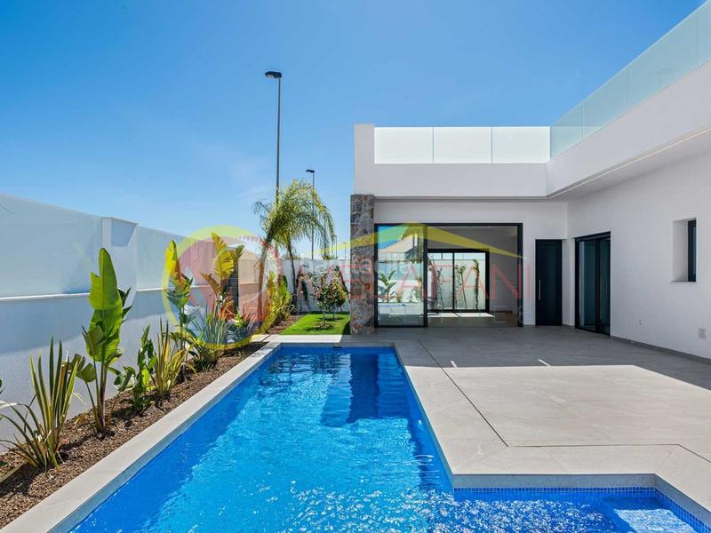 Foto 97ffe428-30bc-40c1-b8b0-b16fb0736a1b. Chalet mit parking pool in Santiago de La Ribera San Javier