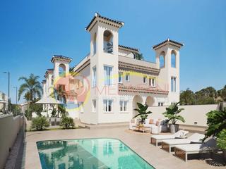 Casa adossada  N/a. Casas grandes y a un precio espectacular!