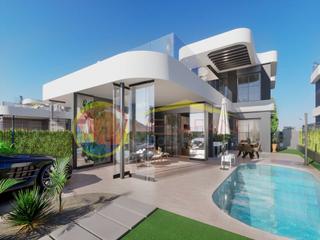 Chalet  N/a. Estupendas villas en el golf al lado de la playa