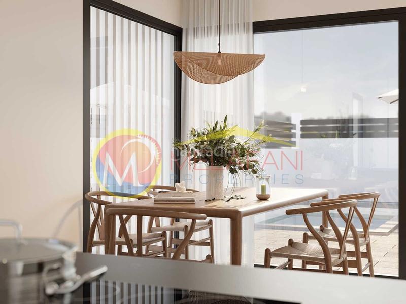 Foto 1d879132-e456-4249-9754-4d18b43a5612. Chalet with parking pool in Aguas Nuevas Torrevieja