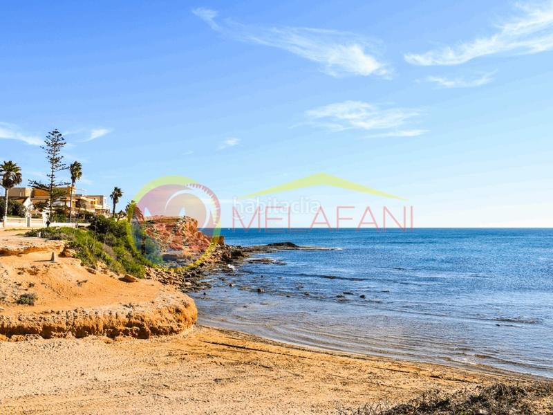 Foto 5bee6d07-eab7-4410-bbb5-8abd9c4a0271. Chalet with parking pool in Aguas Nuevas Torrevieja