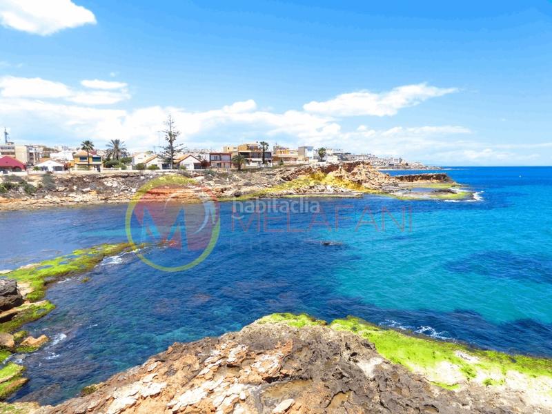 Foto 86ac5104-31e3-40e6-ab34-b4750aa27a31. Chalet with parking pool in Aguas Nuevas Torrevieja