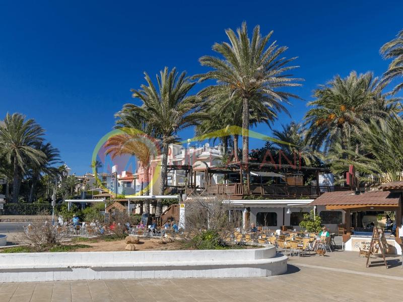 Foto acb722b8-fa2c-4b1b-9186-f43f69fee88d. Chalet with parking pool in Aguas Nuevas Torrevieja