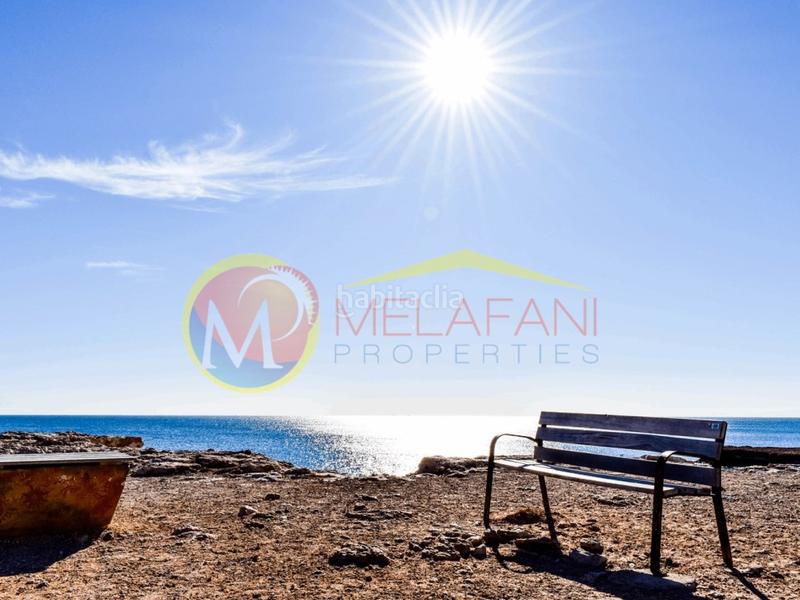 Foto f49e4301-29e6-482e-b6d8-6ac80e6e2d78. Chalet with parking pool in Aguas Nuevas Torrevieja