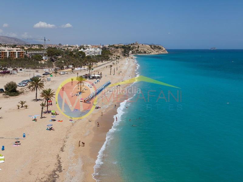 Foto f6d375d0-3562-47f7-b9bc-64a1e061f812. Apartment in Centro Urbano Vila Joiosa (la)