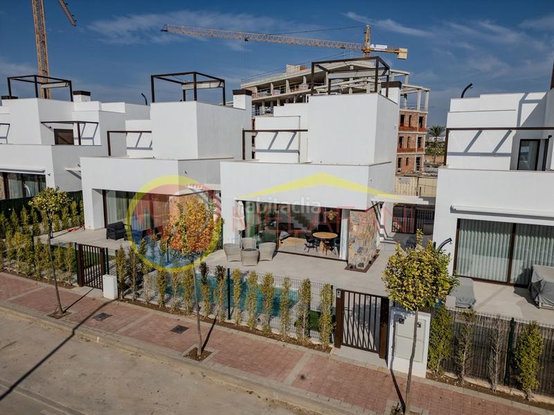 Foto 4769acd0-f7d9-44ea-b6ea-d31e9c3844fa. Casa a schiera con piscina in Mar Menor golf Torre - Pacheco