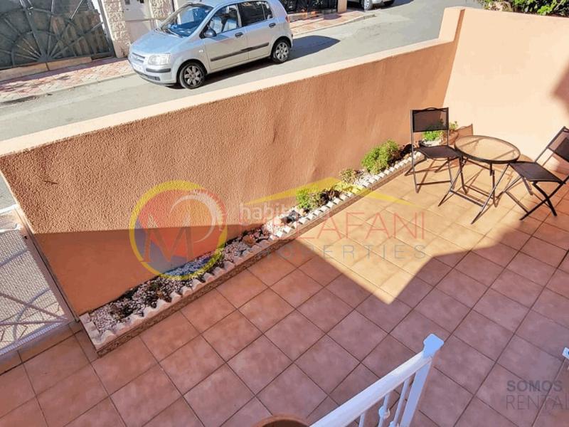 Foto 45fc4361-ee9b-4c6a-972a-07b747695a21. Reihenhaus mit parking in Puerto Marino Santa Pola