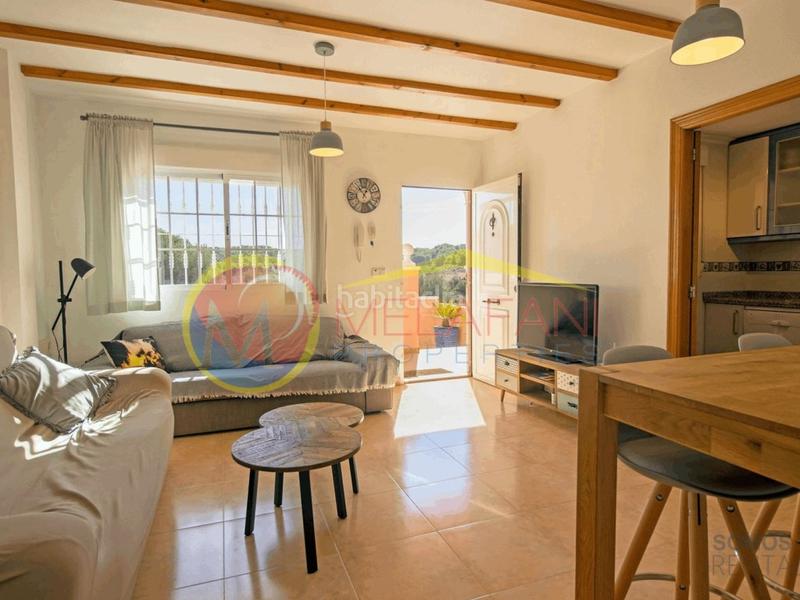 Foto 4a9e9cd2-bb89-4b09-9385-d960fbed5436. Reihenhaus mit parking in Puerto Marino Santa Pola