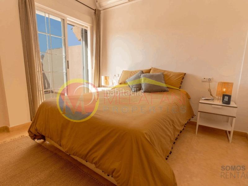 Foto 65085676-d82e-47d6-9849-a1bf320d4b21. Reihenhaus mit parking in Puerto Marino Santa Pola