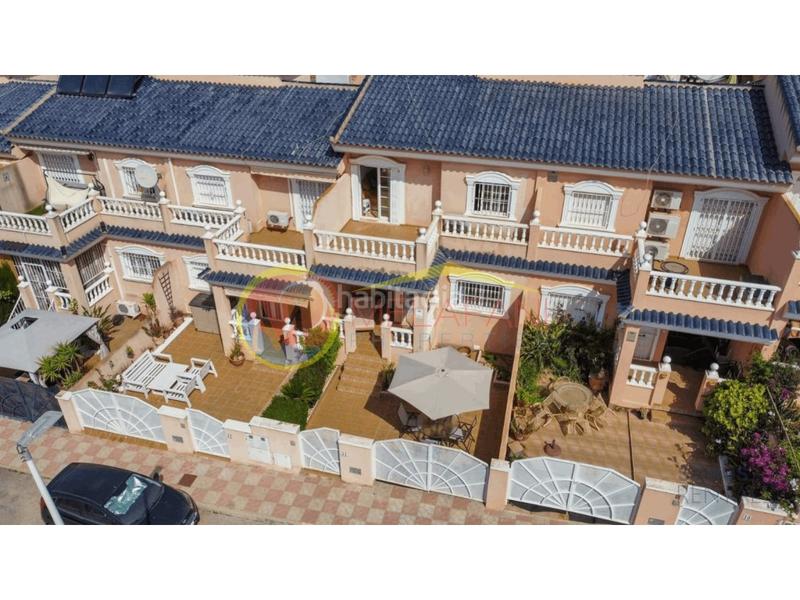 Foto dac81ddf-1e17-46d7-a927-22f313f649f8. Reihenhaus mit parking in Puerto Marino Santa Pola