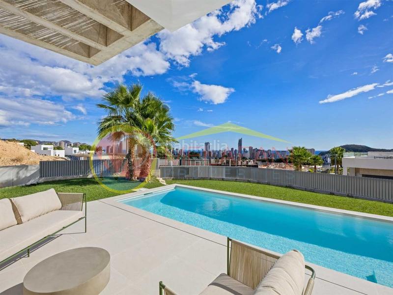 Foto 9f4d46c9-3ed6-49d5-b04e-e664da270bd7. Chalet con parcheggio piscina in Golf Bahía Finestrat