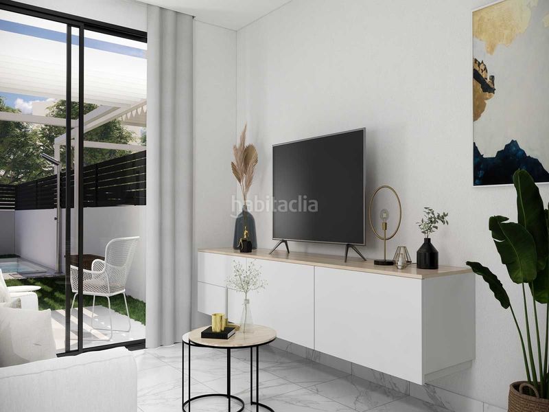 Foto 51856200-8c3b-449d-a370-b40aff0e8cc6. Casa adossada amb calefacció piscina a Rojales