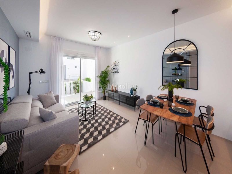 Foto 60873127-4f34-473b-9eb0-0619e095c41a. Apartament amb piscina a Rojales