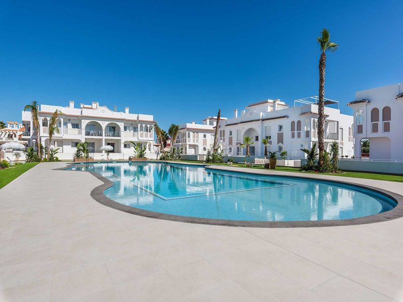 Foto 9e33628a-af7a-40ac-86d9-015aece05f94. Apartament amb piscina a Rojales