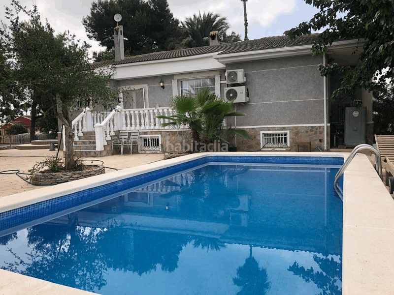 Foto df9d3aae-1cb7-4b1d-9c0e-cfd094967bbe. Masia amb piscina a Dolores