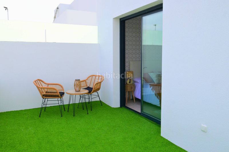 Foto b2a15067-e779-4209-9f8d-ac37c412032d. Chalet en calle pascual saura beltran 5 fantásticas villas en tranquila ubicación en Dolores