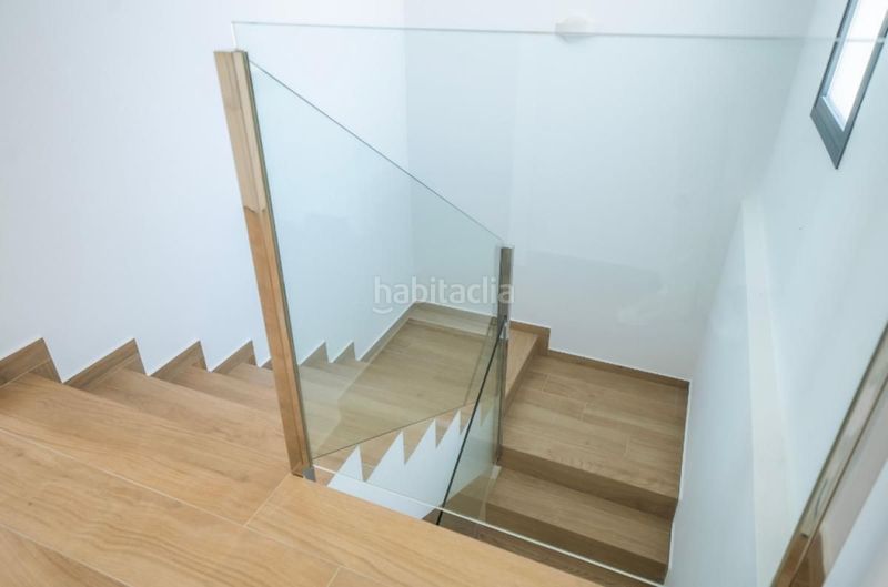 Foto c5de8101-4a83-4cb6-b32d-ca8259145ad5. Casa adossada amb piscina a Algorfa